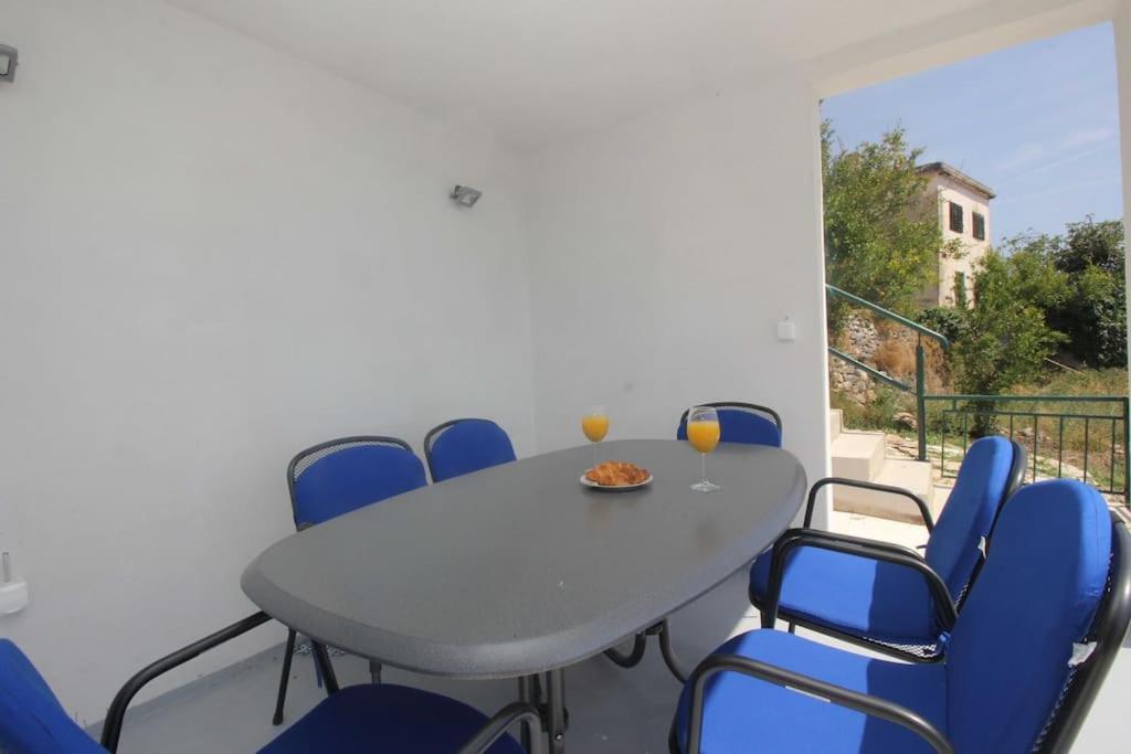 Holiday Home Aria Podgora Buitenkant foto